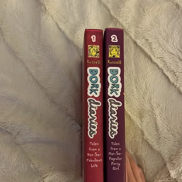 DORK DIARES 1 AND 2 - Picture 4 of 5